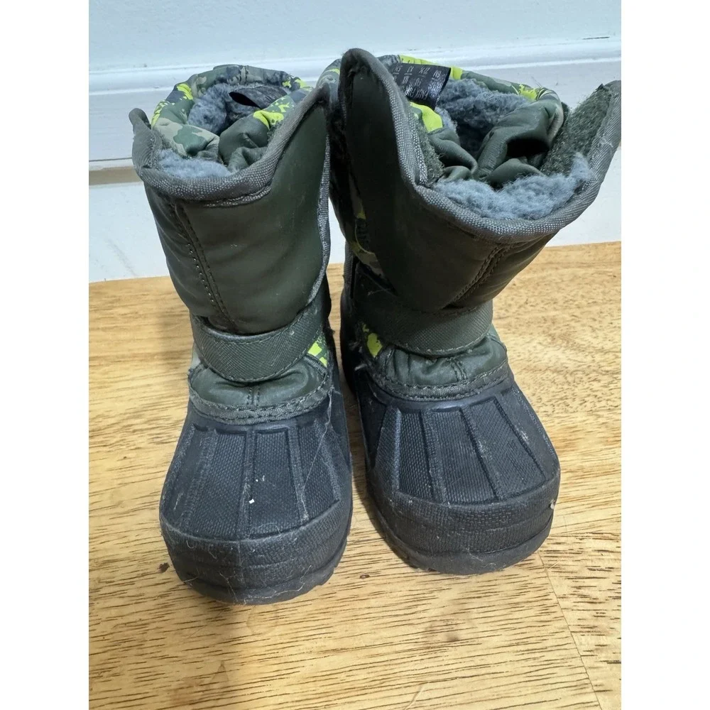 Toddler Sz 6 Snow Boots